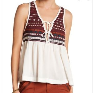 Mel rose and Market embroidered tank
